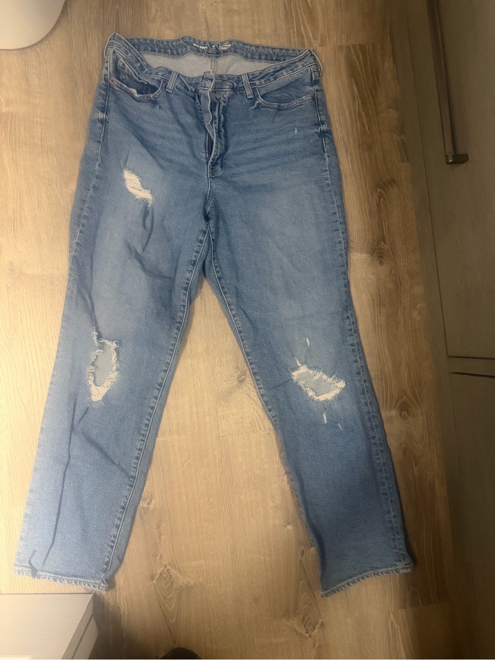 Old Navy Light Blue OG loose Highrise Jeans - size 16Tall